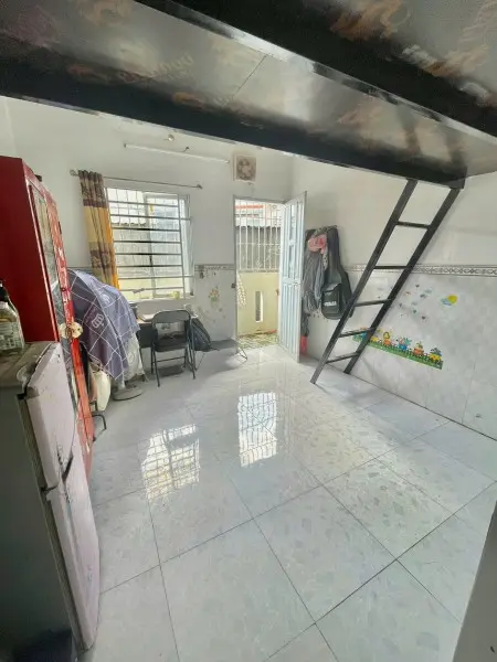 Pass Phòng Trọ Rộng 30M2 Có Gác