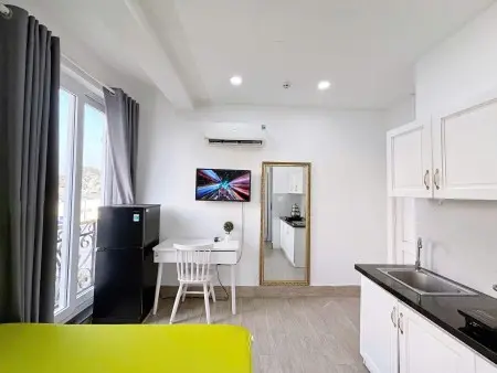 Phòng Mới Xây Cửa Sổ Lớn Tân Sơn - Phạm Văn Bạch