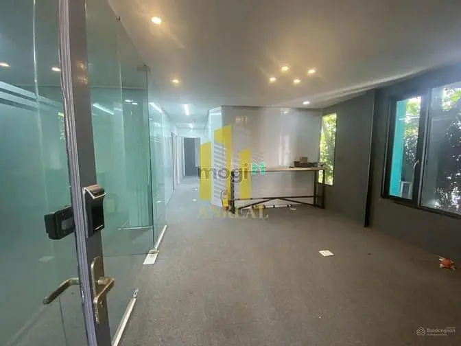 Cho Thuê Văn Phòng Lương Định Của 109M2 Giá 17,6 Triệu