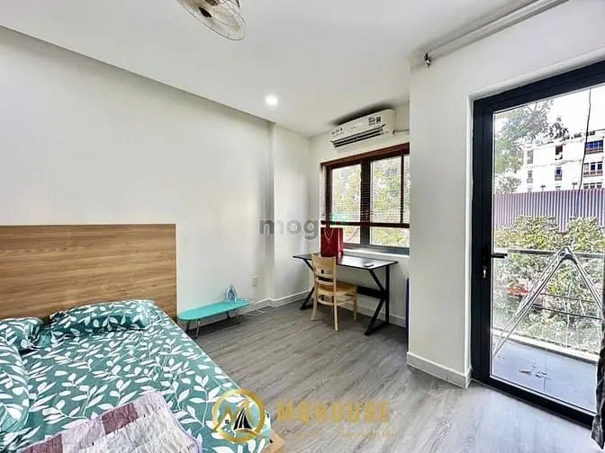 Cho Thuê Căn Studio Ban Công Tách Bếp Ngay Út Tịch Mới Nhất