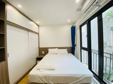 Căn Hộ Ban Công Full Nt _ Hoàng Hoa Thám _ Gần Chợ Bà Chiểu