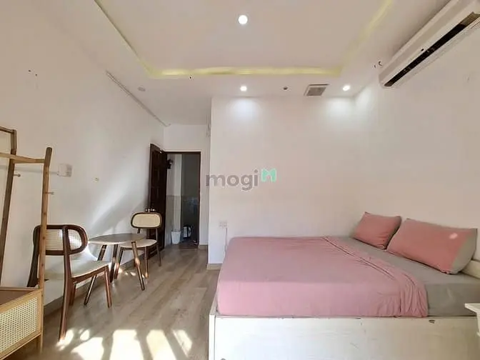 Trọ Quận 1 Full Nội Thất Balcony/Cửa Sổ Trời Thang Máy Chợ Tân Định