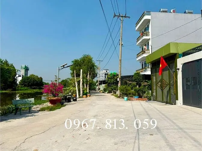 Nhà View Sông Vàm Thuật, Dt:4X25M, Trệt, 2 Lầu, Sân Ôtô, 3Pn, 4Vs, St