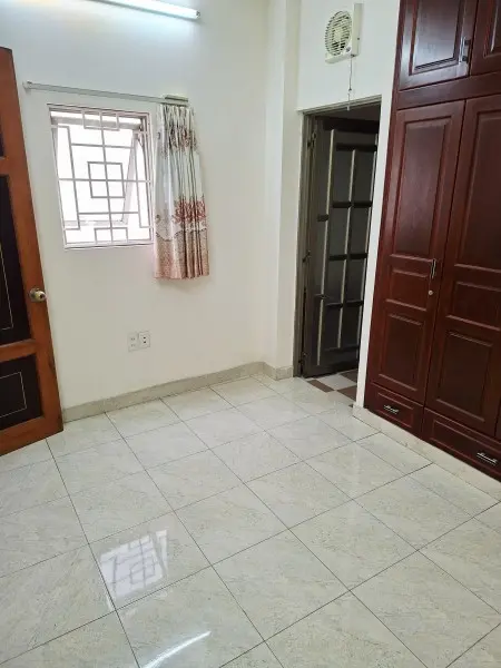 Cho Thuê Phòng Q3.Rộng Rãi Thoải Mái.cửa Sổ.nội Thất Tolet Riêng.mới Keng 3Tr3