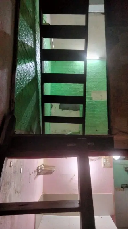 Nhà Trọ Bình Dân Gần Cầu Nguyễn Văn Cừ