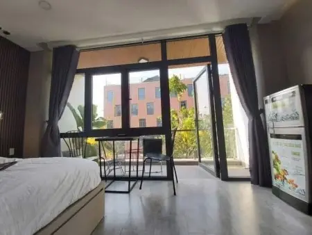 Căn Hộ Dịch Vụ Ban Công Ở Trần Trọng Cung, Quận 7. Gần Khu Chế Xuất, Q1,Q4, Phú Mỹ Hưng