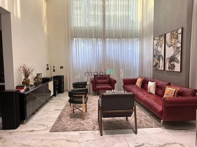 Bán Biệt Thự Phong Cách Tân Cổ Điển Thảo Điền Quận 2 Dt 350M2- 100 Tỷ