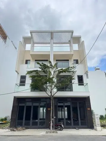 Nhà Phố Hoàn Thiện Vcn Phước Long Ii - Kiến Trúc Cổ Điển, Sổ Đỏ Sẵn, Giao Nhà Ngay