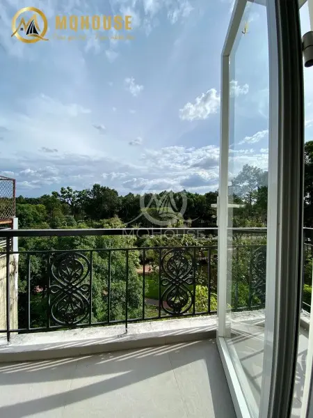 Tòa Căn Hộ Sang Xịn - Giá Cả Hợp Lí - Khu Sân Bay Tân Bình