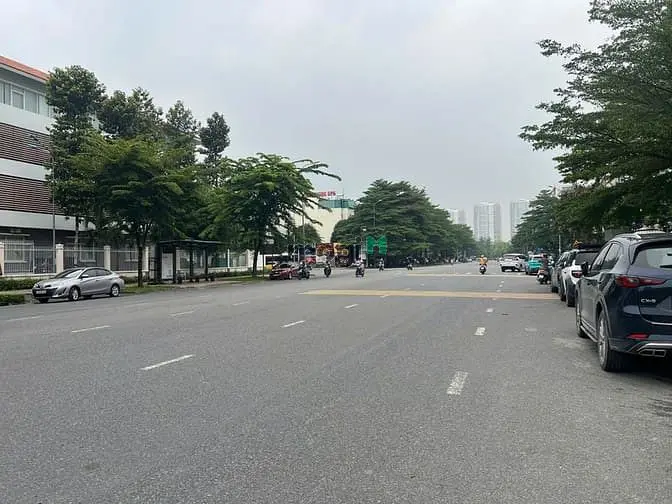 Tòa Nhà Vip Trương Văn Bang Hầm 7 Tầng Phù Hợp Văn Phòng. Giá 250Tr/Th