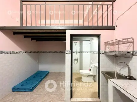 Phòng Trọ Giá Rẻ, Có Máy Lạnh , Thang Máy - Ngay Chung Cư Richstar, Chợ Phường 20, Cv Đầm Sen