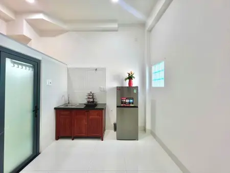 Phòng Mới Xây, Nội Thất Mới Toanh, An Ninh Đường Lê Ngã Cạnh Đh Văn Hiến