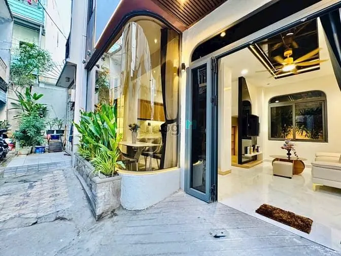 Bán Siêu Phẩm Nhà Phố Đường Thích Quảng Đức, Phường 05, Quận Phú Nhuận