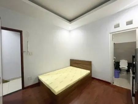 Cách Nhà Thờ Nam Hải 1 Km, Phòng Rộng, Nvs - Bếp Riêng, Full Nội Thất