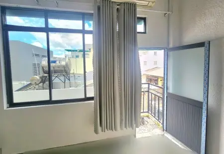 Thuê Phòng Trọ Gác Rộng Ban Công Ở Được 4 Người Lê Văn Duyệt Bình Thạnh Gần Cầu Bông Chợ Bà Chiểu Q1