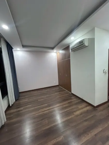 Tìm Nữ Ở Ghép Lê Văn Lương Nhà Bè