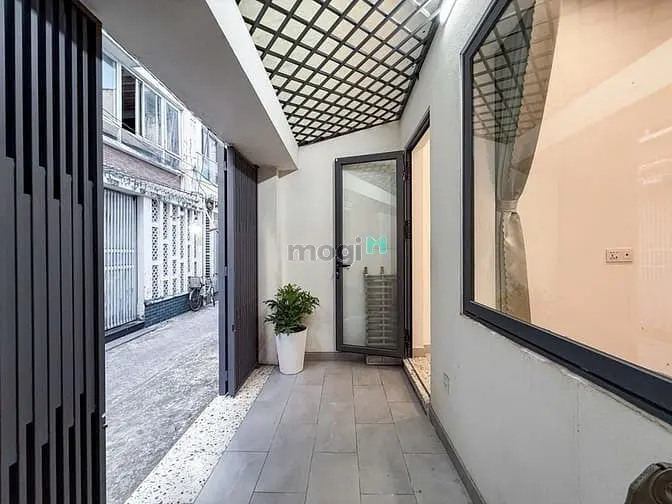 Chính Chủ Bán Nhà Bến Vân Đồn Q.4 - Ngang 4,4M X 13M Giá 11,868 Tỷ