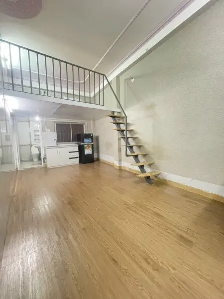 Phòng Cao Cấp Hàng Xanh - Gần Hutech,Gtvt, Uef