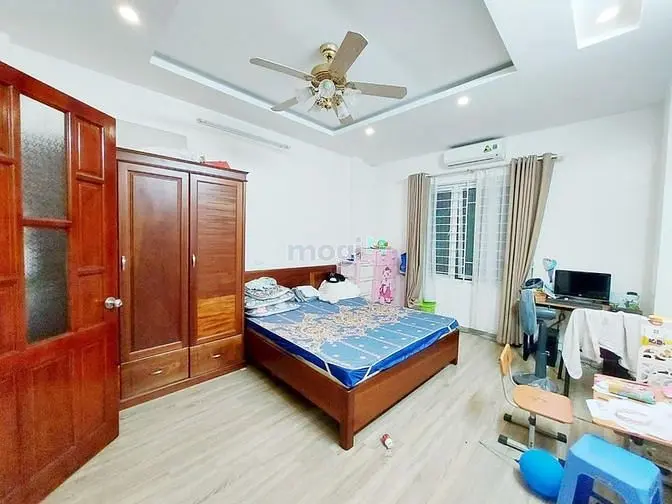 (Hiếm) Nhà Nguyễn Lương Bằng - Đống Đa Dt 40M2 X 5 Tầng 4.5 Tỷ Nở Hậu