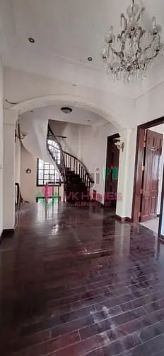 Biệt Thự Nguyễn Văn Hưởng, Thảo Điền 3 Tầng, Áp Mái, 8Pn+8Wc- 115Tr/Th