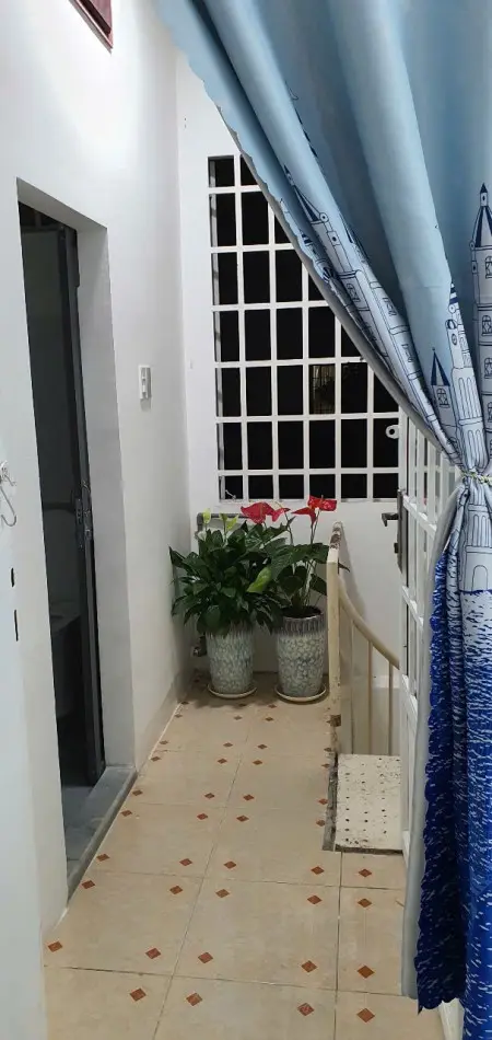 Cho Thuê Phòng Nhà Lầu Đúc Đường Trương Quốc Dung P8 Phú Nhuận