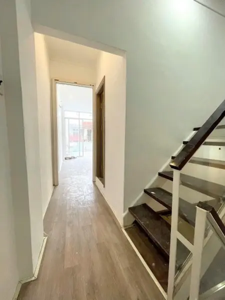 Cho Thuê Nhà Nguyên Căn Mặt Tiền Tại Trung Tâm Quận 1