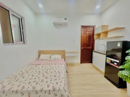 Studio Full Nội Thất Mới Toanh Ngay Công Viên Làng Hoa