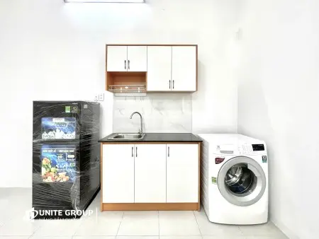 Phòng Full Nội Thất, Cửa Sổ Lớn Ở Nguyễn Trọng Tuyển Gần Ngã Tư Phú Nhuận Giáp Q1 Ở Phú Nhuận