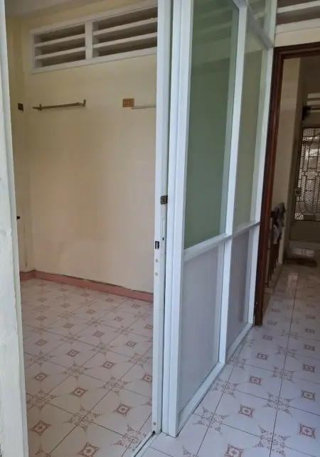 Cho Thuê Phòng Trọ Tầng 2 – Gần Cầu Vượt Hàng Xanh – Chính Chủ