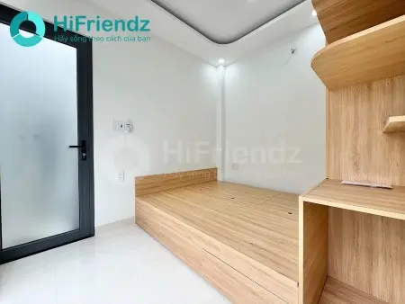 Cho Thuê Phòng Full Nt Mới 100% 30M2 Cửa Sổ Rộng Tại Trường Sa Gần Đh Uef, Hồng Bàng Tiện Qua Q1, Q3