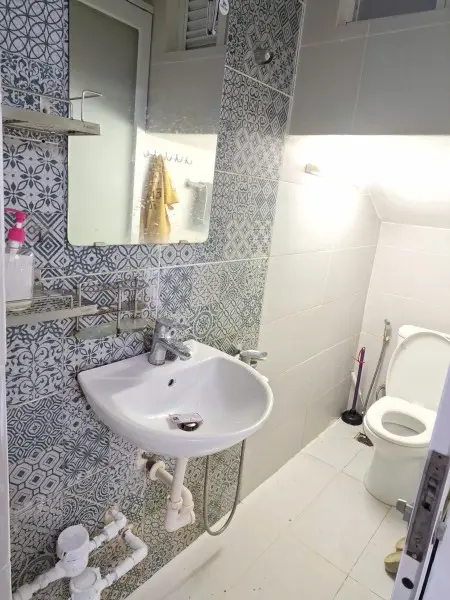 Phòng Tách Bếp, Cửa Sổ Thoáng Ngay Gần Vòng Xoay Dân Chủ, Cmt8