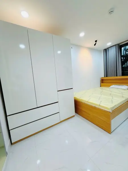 * Cho Thuê Căn Hộ Dịch Vụ Cao Cấp Mặt Tiền Âu Dương Lân Q8. Thang Máy, Full Nt, Mới Đẹp, Tự Do