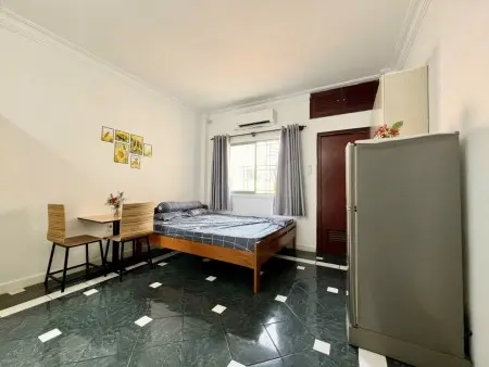 Căn Hộ Cửa Sổ Trời Phòng Full Nội Thất Ngay Quận 1