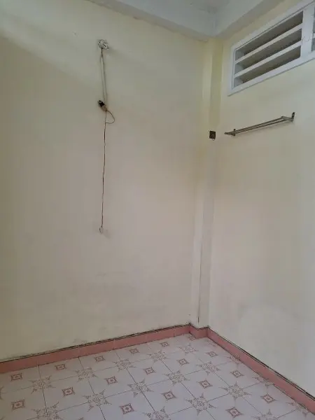 Cho Thuê Phòng Trọ Tầng 2 – Gần Cầu Vượt Hàng Xanh – Chính Chủ