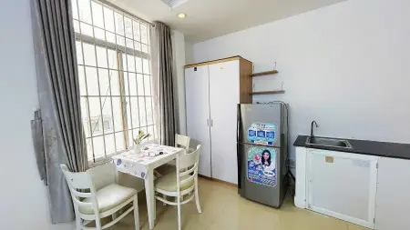 Phòng Cho Thuê Gần Đh Hoa Sen, Kinh Tế, Mở, Ngay Kênh Nhiêu Lộc - Cầu Thị Nghè