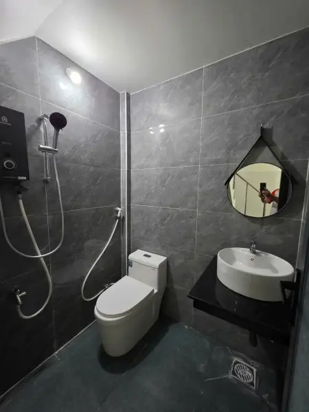 Phòng Trọ Mới – 1 Trệt 1 Lầu – Full Nội Thất