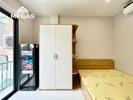 Phòng Tiện Nghi Full Nội Thất - Ban Công Thoáng Ngay Trung Tâm Quận 7