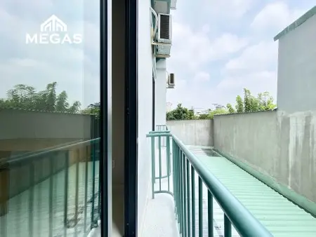 Phòng Tiện Nghi Full Nội Thất - Ban Công Thoáng Ngay Trung Tâm Quận 7