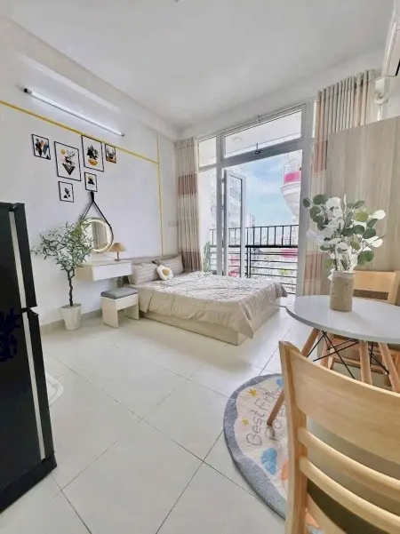 Cho Thuê Phòng Sáng, Thoáng Ban Công, Xa Bếp - Điện Biên Phủ, Bình Thạnh Gần Q1, Q2, Q3, Phú Nhuận