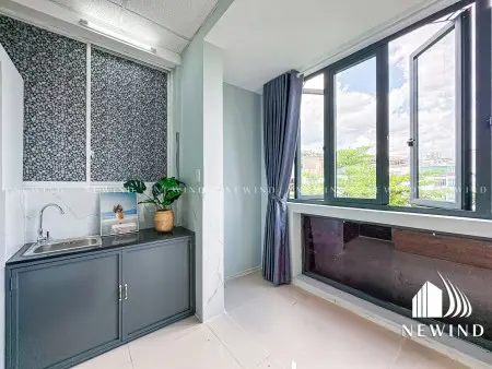 Phòng Mới Xây Cửa Sổ Lớn Tân Sơn - Phạm Văn Bạch