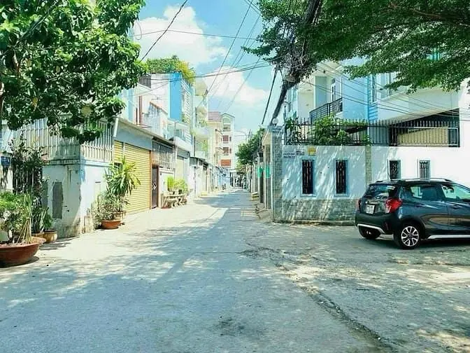 Bán Đất Thổ Cư Quận Hẻm Ô Tô Gần Nguyễn Duy Trinh Xd 6 Tầng Có Lề 2M