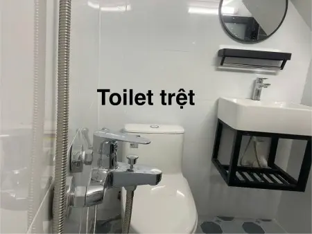 Cho Thuê Nhà Nguyên Căn Mới Xây 1 Trệt 1 Lầu, Có Sẵn Nội Thất Cơ Bản, Khu Vực An Ninh Tốt.