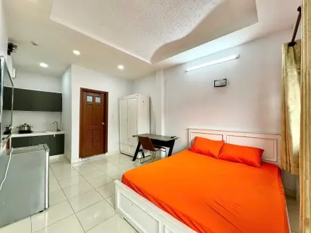 Căn Hộ Ban Công Thoáng Gần Học Viện Hành Chính