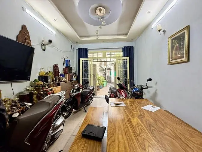 Nhà Cầm Bá Thước Quận Phú Nhuận Phường 7 Cũ.