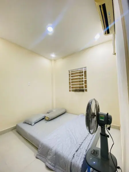 Phòng Máy Lạnh, Máy Giặt, Tắm Nước Nóng,Wc Riêng 3Tr