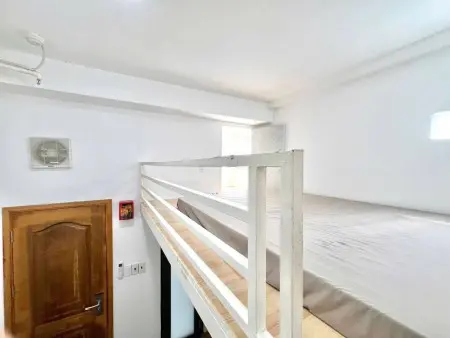 Cho Thuê Phòng Quận 10 Có Gác, Gần Toà Nhà Viettel, Hẻm Oto