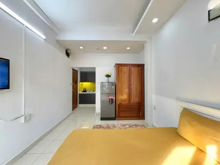 Phòng Ban Công Có Thang Máy Gần Vạn Hạnh Mall