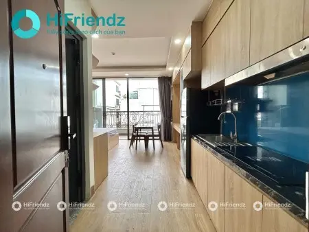 Studio Ban Công Lớn Thoáng Mát Nằm Kế Vincom Cộng Hòa