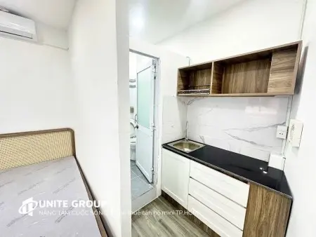 Cho Thuê Phòng Mới 100% Ngay Huỳnh Văn Bánh, Phú Nhuận, Full Nội Thất, Cửa Sổ Trời Giáp Q1, Q3