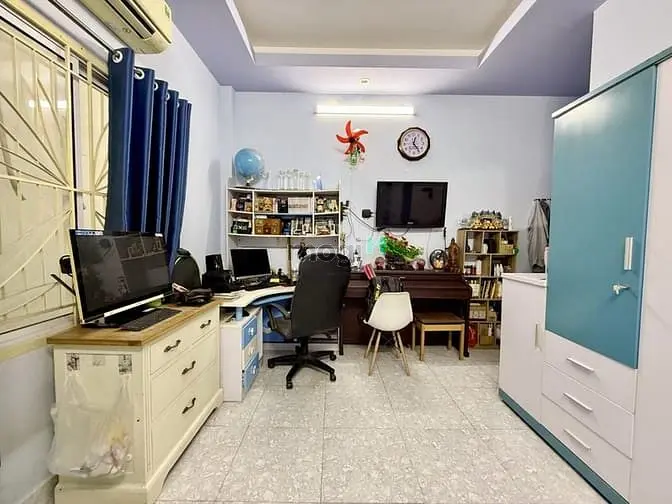 Nhà Cầm Bá Thước Quận Phú Nhuận Phường 7 Cũ.